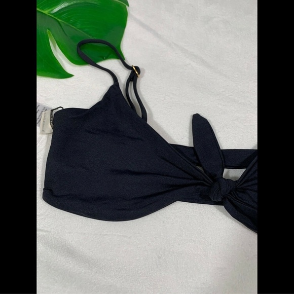 NWT $84 L Space Flash Back Knot Front Bikini Top in‎ Black [SZ Small ] - Picture 5 of 8